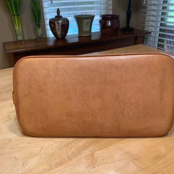 Louis Vuitton Alma PM - Picture 10 of 16